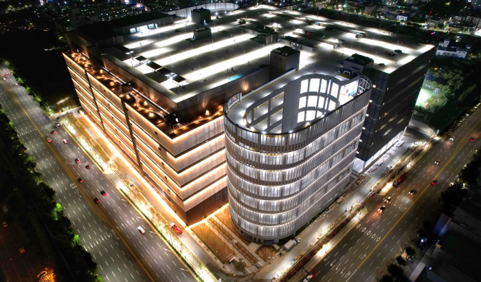 조명 기술 동향 이미지